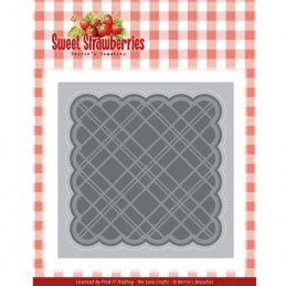 Berries Beauties - Sweet Strawberries - Strawberry Trellis